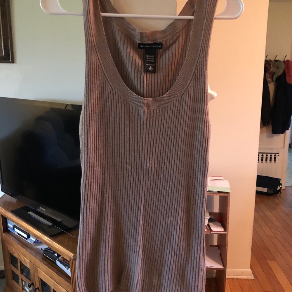Dark tan deep scoop neck knit tank